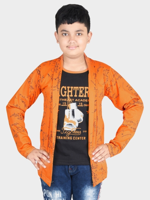 

Fabshio Boys Black & Orange Typography Cotton Blend T-shirt with Shrug