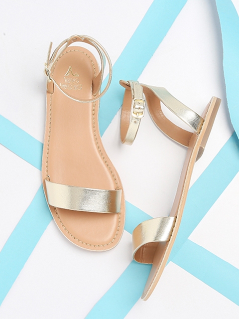 

Tao Paris Women Gold-Toned Solid Ankle Loop Open Toe Flats