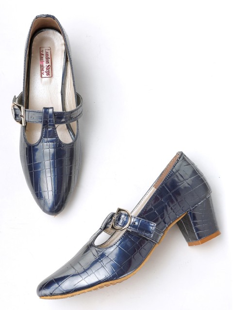 

LONDON STEPS Grey Printed Block Pumps with Buckles
