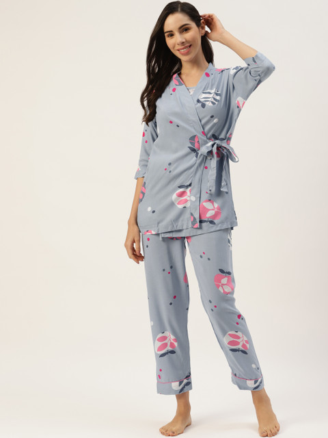

Sweet Dreams Women Blue & White Geometric Printed Pyjama Set