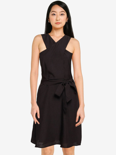 

ZALORA BASICS Black A-Line Cross Front Dress