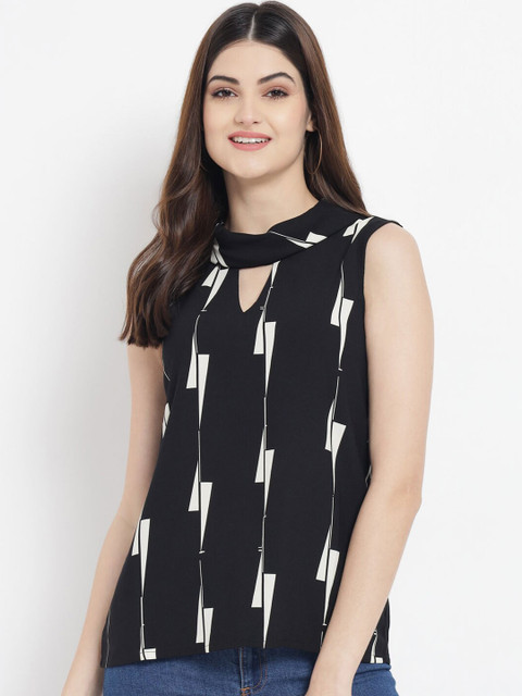 

Aujjessa Black & White Geometric Print Crepe Top