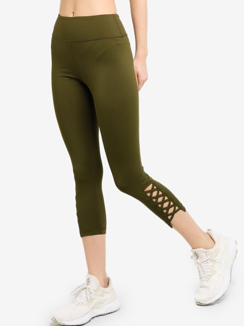 

ZALORA ACTIVE Olive Green Solid Three-Forth Leggings