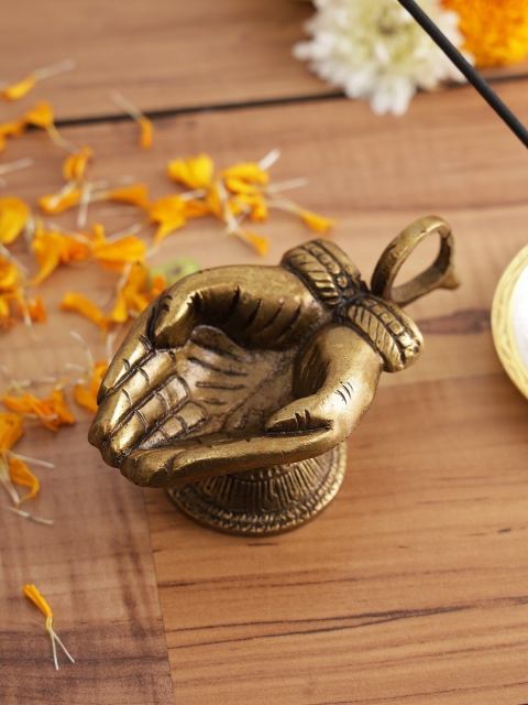 

Aapno Rajasthan Gold Plated Hands Shaped Brass Diya