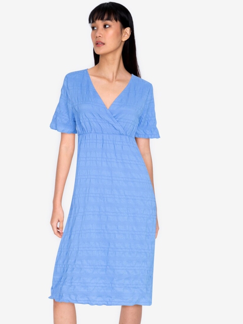 

ZALORA BASICS Blue Self Design Short Sleeve Sheath Dress