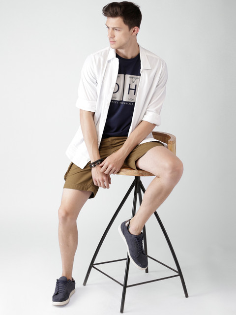 

Mast & Harbour Men Brown Solid Cargo Shorts