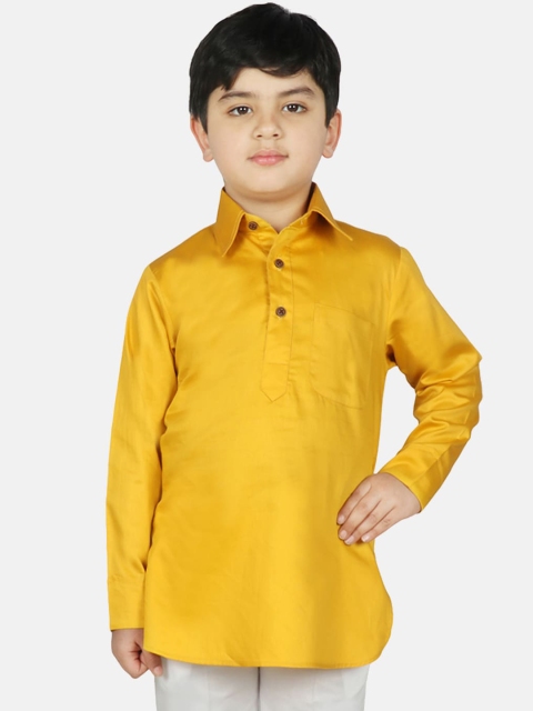 

SG YUVRAJ Boys Yellow Kurta