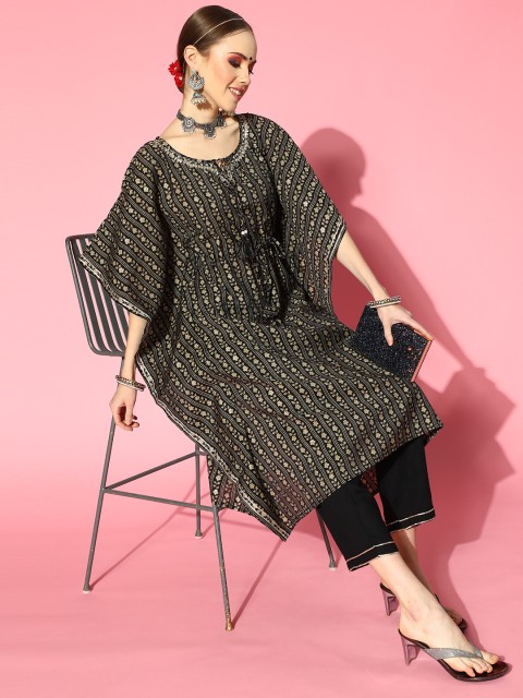 

ZOLA Women Black Ethnic Motifs Printed Kurta with Trousers