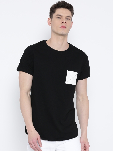 

MR BUTTON Men Black Solid Structured Fit Round Neck T-shirt