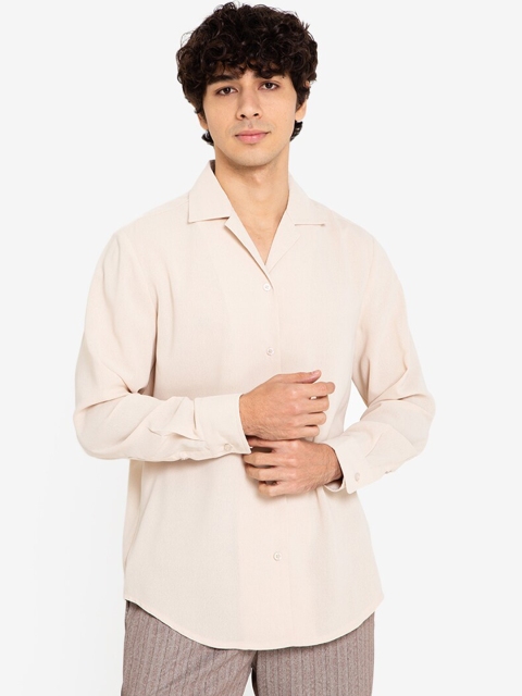 

ZALORA BASICS Men Beige Revere Collar Casual Shirt