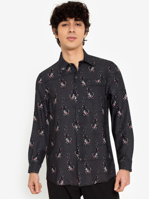 

ZALORA BASICS Men Black Floral Printed Casual Shirt
