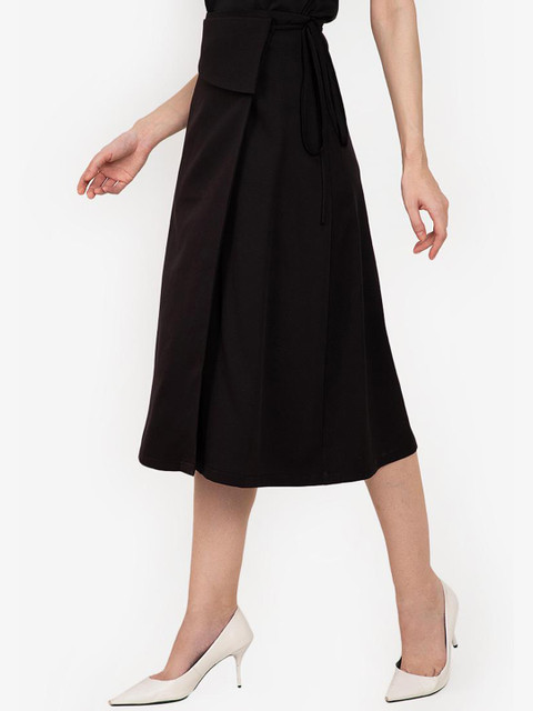 

ZALORA WORK Women Olive Green Solid Flap Wrap Skirt