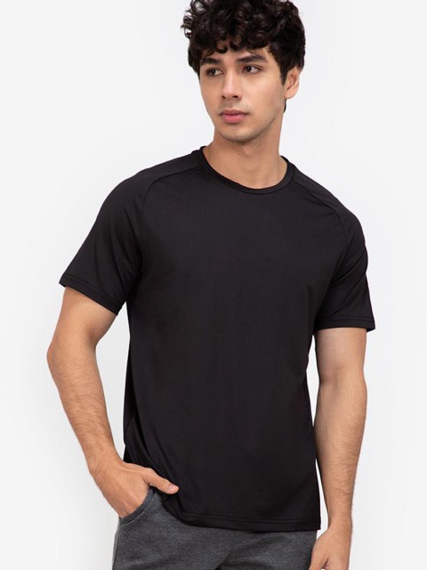 

ZALORA ACTIVE Men Black Camouflage Printed T-shirt
