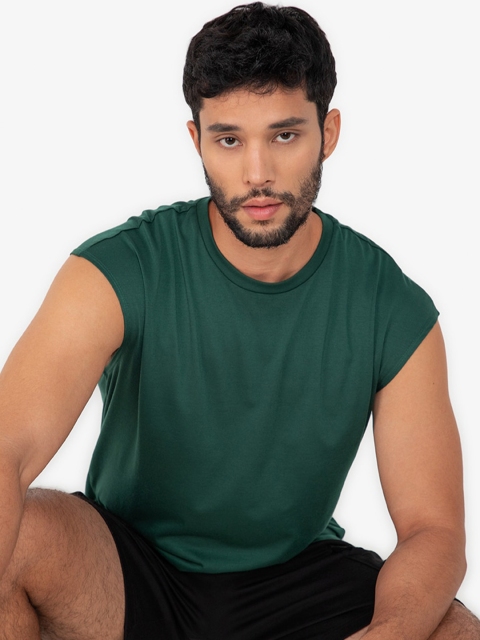 

ZALORA ACTIVE Men Green Drop-Shoulder Sleeves T-shirt