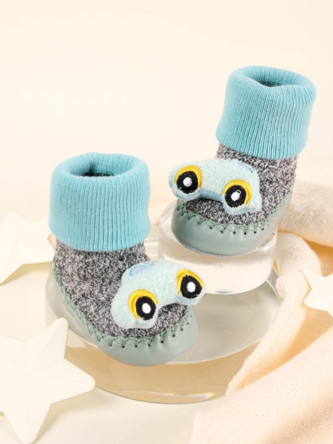 

KICKS & CRAWL Kids Blue & Grey Self-Design Cute Car Booties