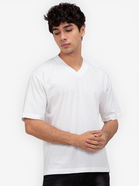 

ZALORA BASICS Men White Solid V-Neck T-Shirt