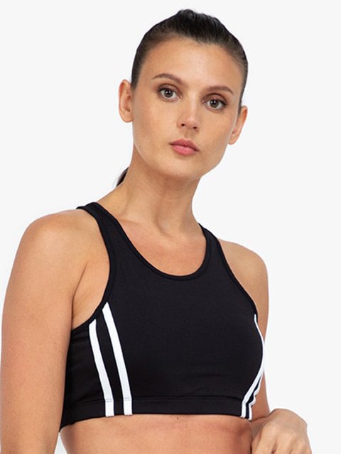 

ZALORA ACTIVE Black Sports Bra Lightly Padded ZV0821WAP0633B-M