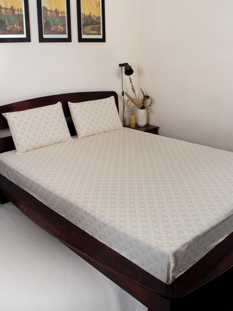 

The Yellow Dwelling Yellow & White Ethnic Motifs 200 TC Queen Bedsheet with 2 Pillow Covers