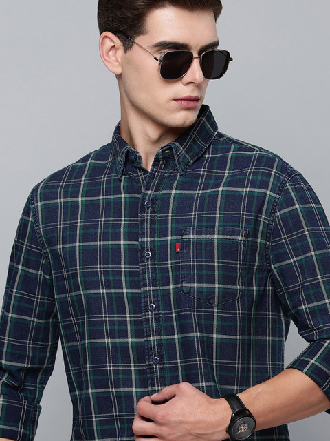 

Levis Men Blue & White Slim Fit Checked Casual Shirt