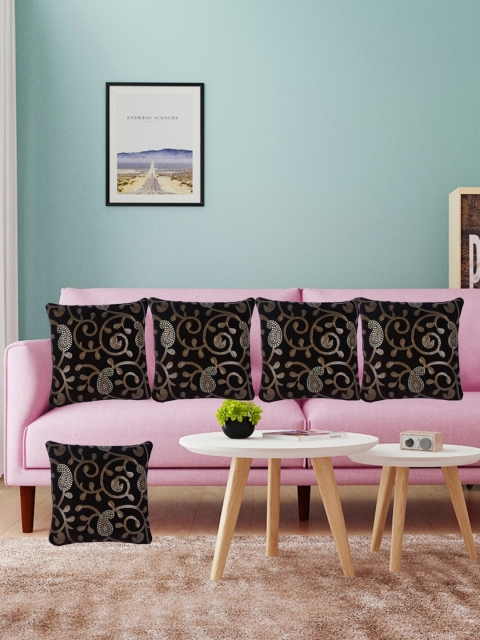 

XOXO Design Brown & Gold-Toned Set of 5 Ethnic Motifs Velvet Square Cushion Covers
