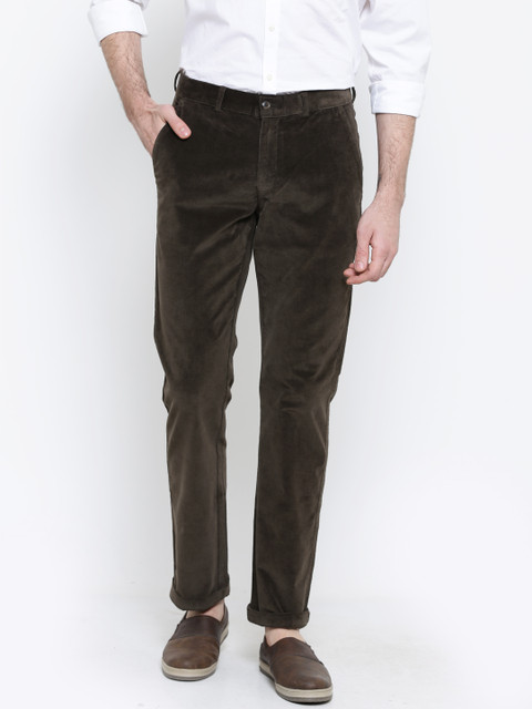 

Blackberrys Men Olive Brown Solid Sharp Fit Flat-Front Corduroy Trousers