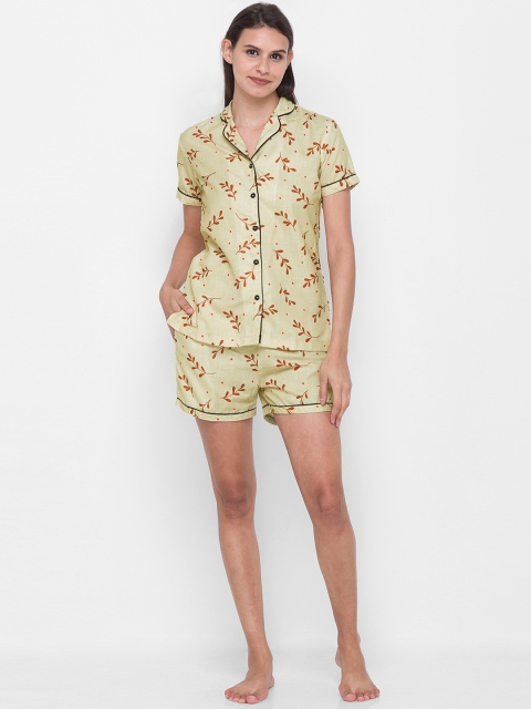 

FashionRack Women Beige & Red Printed Night Suit