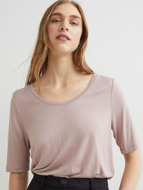 

H&M Women Pink Solid Low-Necked T-shirt