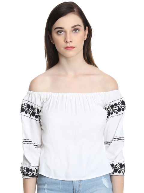

DODO & MOA White Off-Shoulder Top