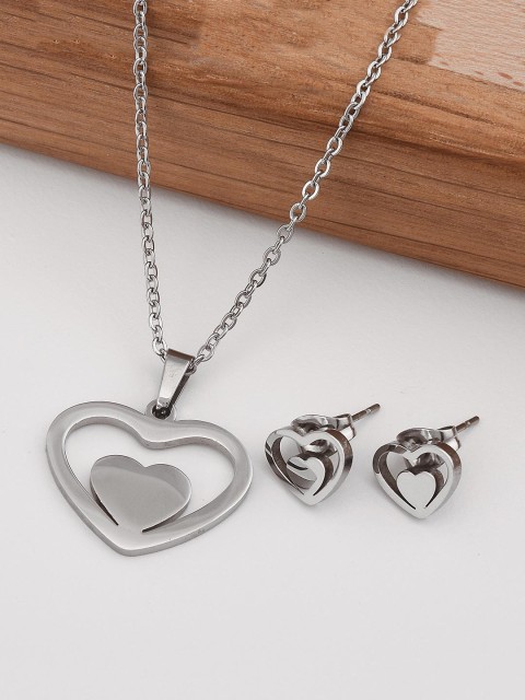 

Tistabene Rhodium-Plated Silver-Toned Heart Shaped Pendant Set