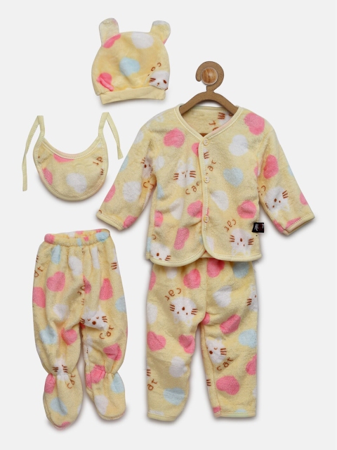 

KLOTTHE Kids Set of 5 Yellow Printed Apparel Gift Set