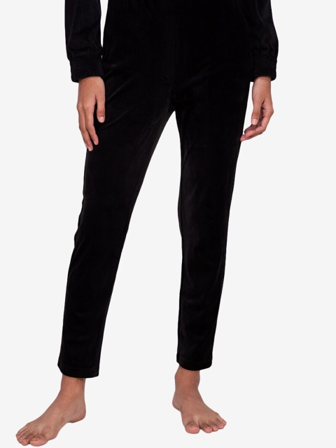 

ZALORA BASICS Women Black Solid Velour Fit Lounge Pant
