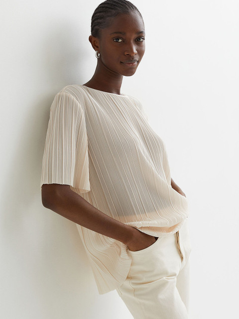 

H&M Beige Solid Pleated Top