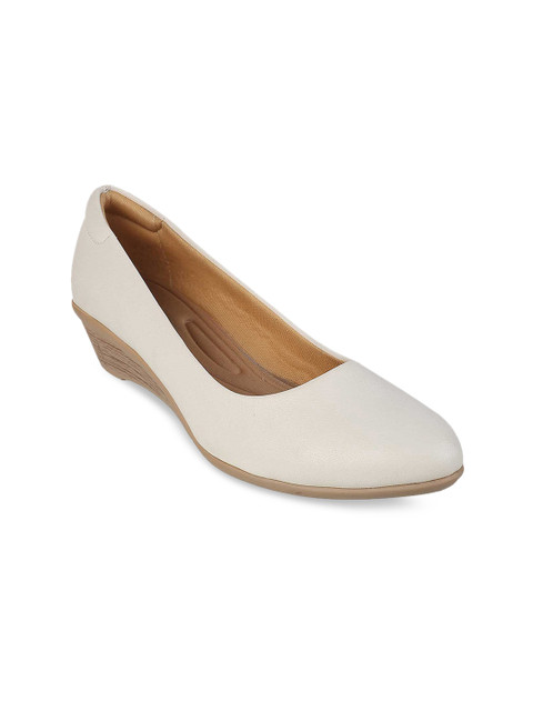 

Mochi White Wedge Pumps