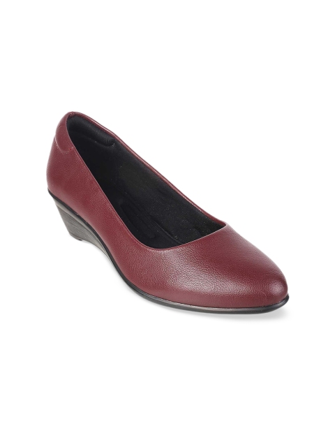 

Mochi Maroon Wedge Pumps