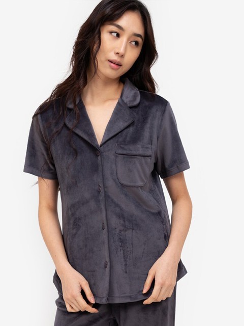 

ZALORA BASICS Women Grey Solid Shirt Style Co-Ords Set