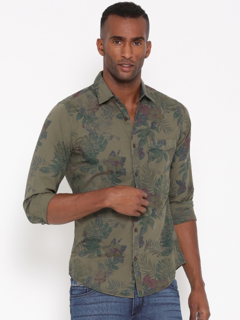 

United Colors of Benetton Men Olive Green Slim Printed Casual Shirt