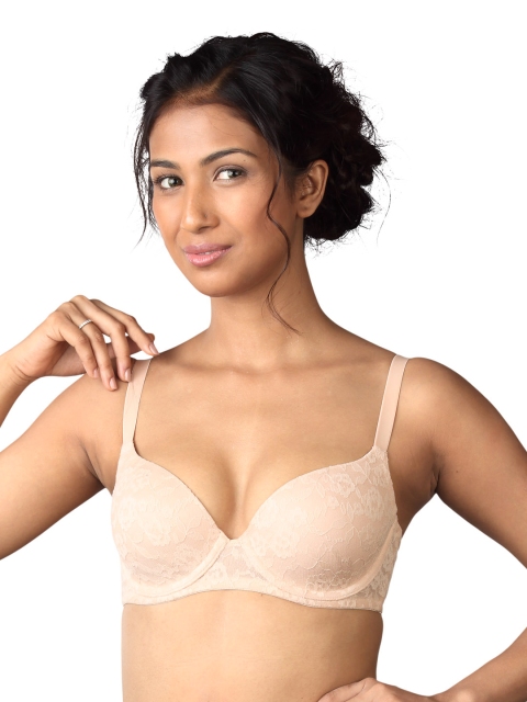 

Triumph Cream-Coloured Fashion 83 Modern Wired Padded Modern Lace Bra 7613125103469