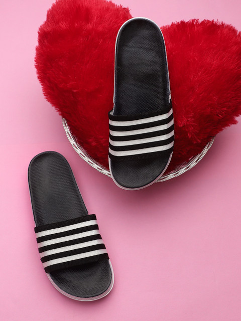 

Pampy Angel Women Black & White Printed Rubber Sliders