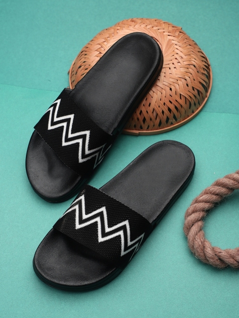

Pampy Angel Men Black & White Printed Rubber Sliders