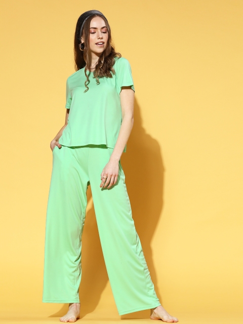 

Bannos Swagger Women Green Solid Leisure Set Night Suit