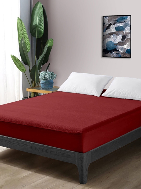 

Divine Casa Maroon Solid King Size 210 GSM Water Resistant Mattress Protector