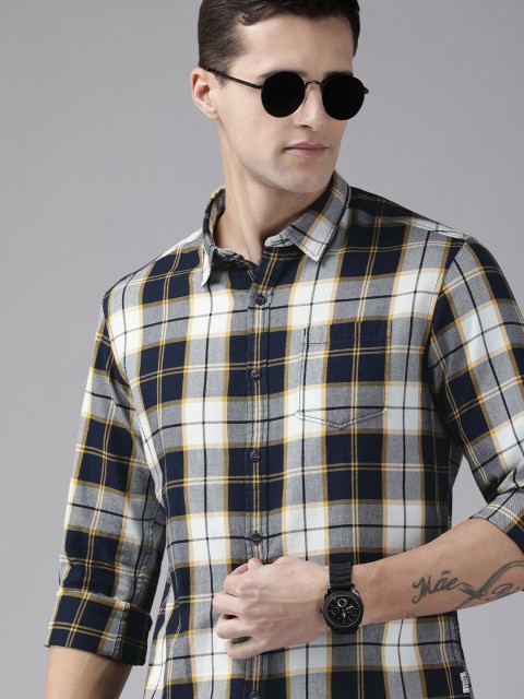 

BEAT LONDON by PEPE JEANS Men Navy Blue CROMPTON Slim Fit Checked Pure Cotton Shirt
