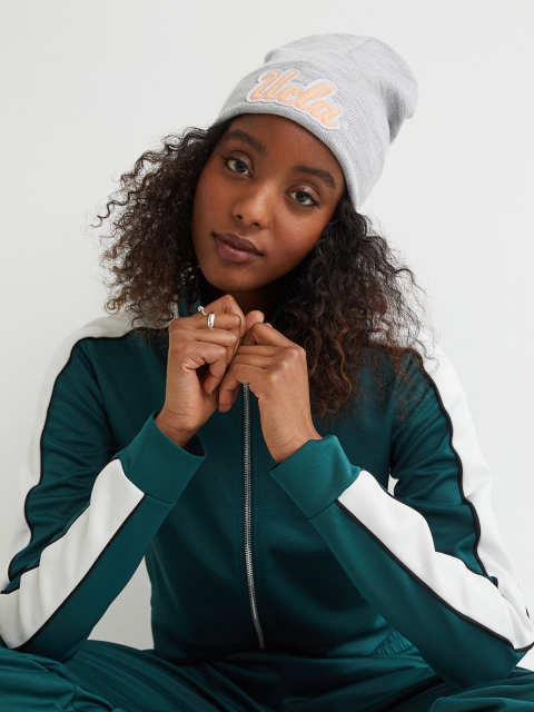 

H&M Women Grey Rib-knit hat