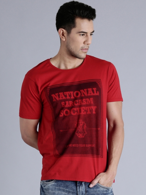 

Kook N Keech Men Red Printed Round Neck Pure Cotton T-shirt