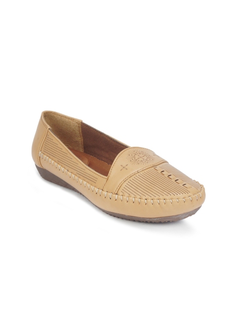 

The Desi Dulhan Women Beige Ballerinas