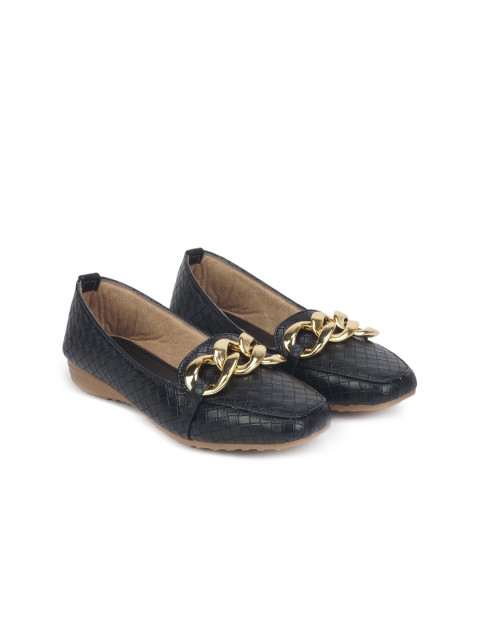 

The Desi Dulhan Women Black Embellished Flats