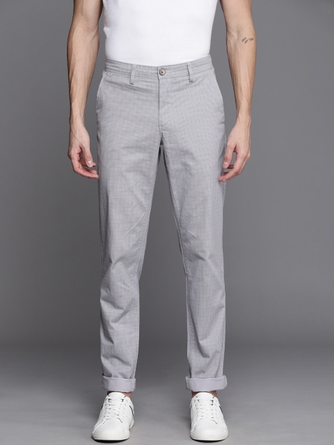 

Louis Philippe Sport Men Grey Checked Slim Fit Low-Rise Chinos Trousers