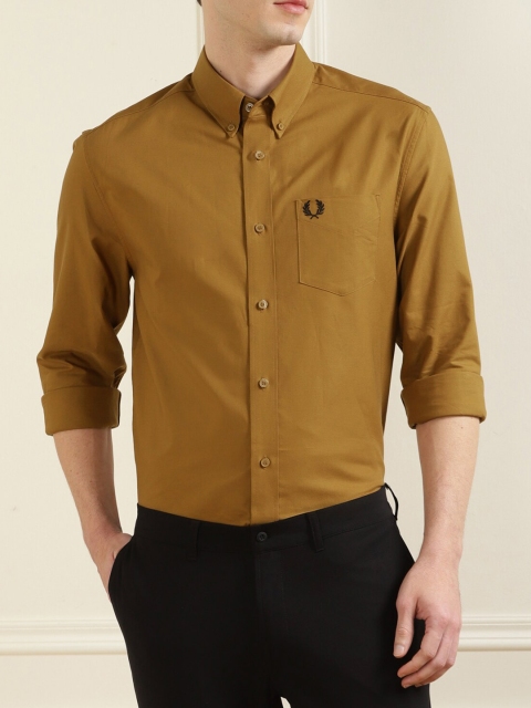 

Fred Perry Men Beige Regular Fit Casual Shirt