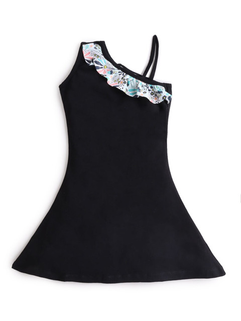 

Hopscotch Girls Black Printed V-Neck Extended Sleeves Pockets T-shirt