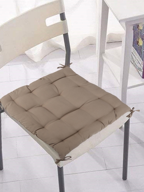 

Clasiko Taupe Solid Square Chair Pads